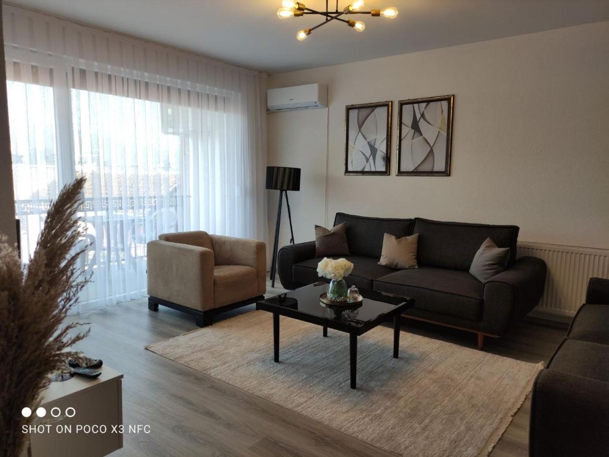 Apartment Prizreni-Free Private Parking 外观 照片