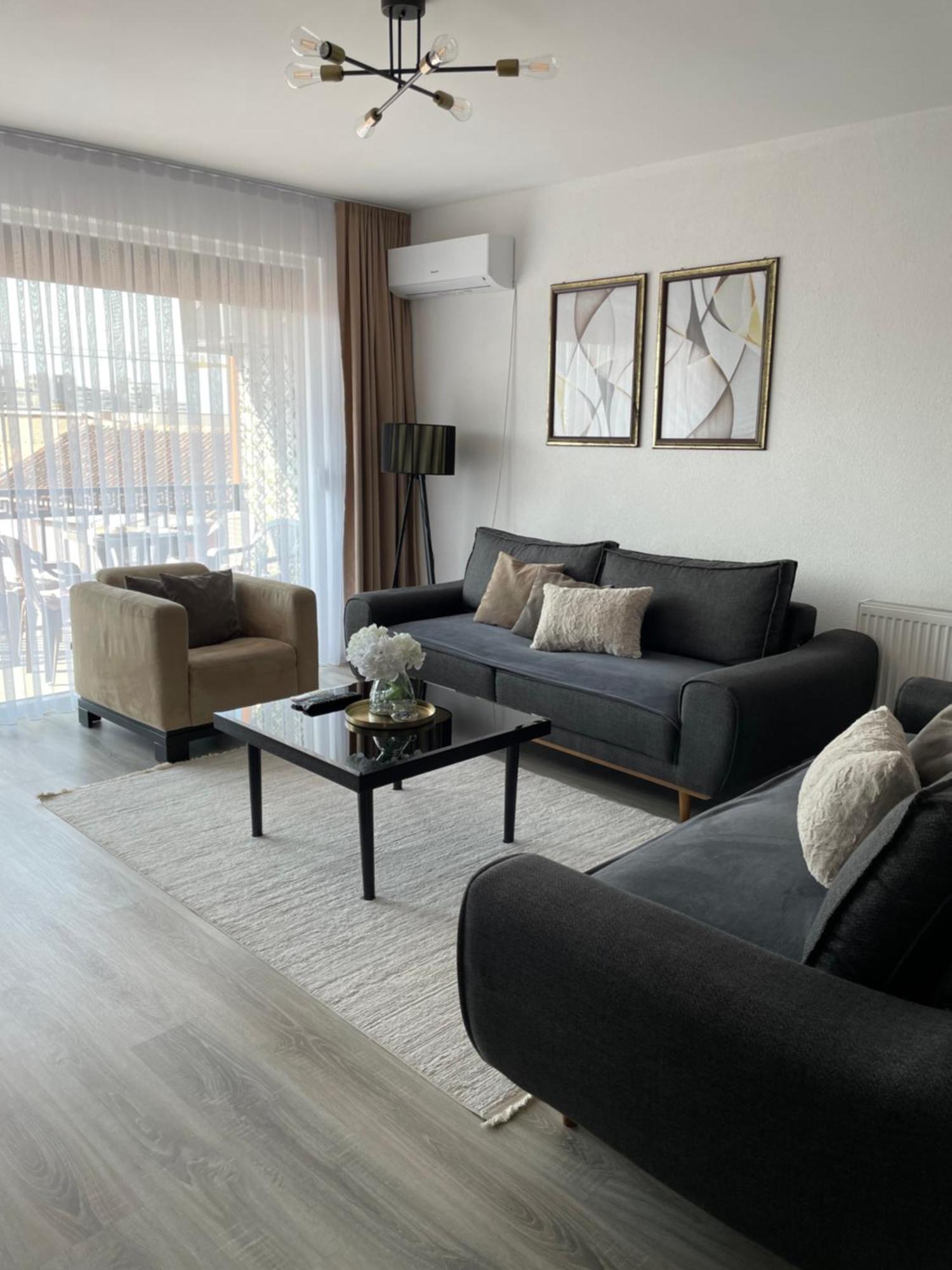 Apartment Prizreni-Free Private Parking 外观 照片
