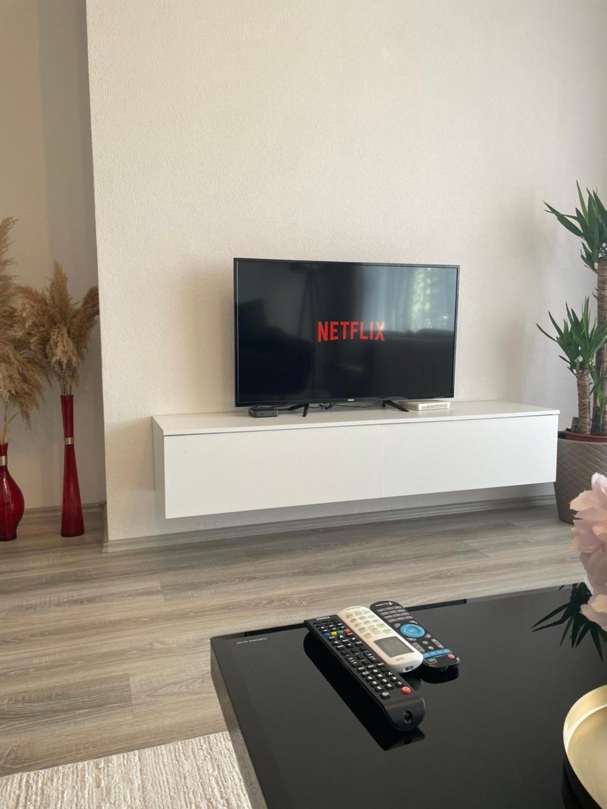 Apartment Prizreni-Free Private Parking 外观 照片